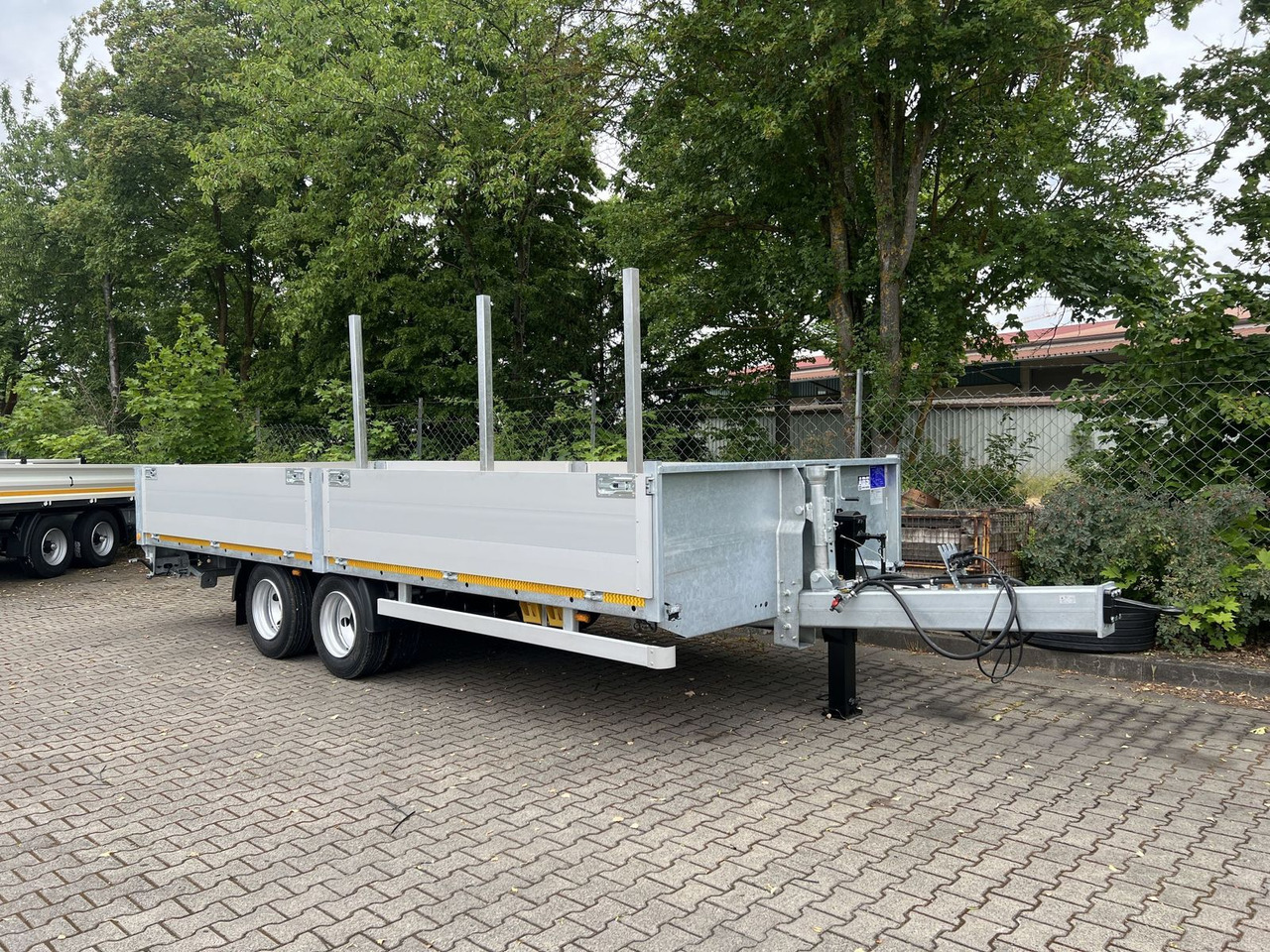 Möslein 14,4 t Tandem- Pritschenanhänger- Tieflader - Прицеп бортовой/ Платформа: фото 3 Möslein 14,4 t Tandem- Pritschenanhänger- Tieflader - Прицеп бортовой/ Платформа: фото 3