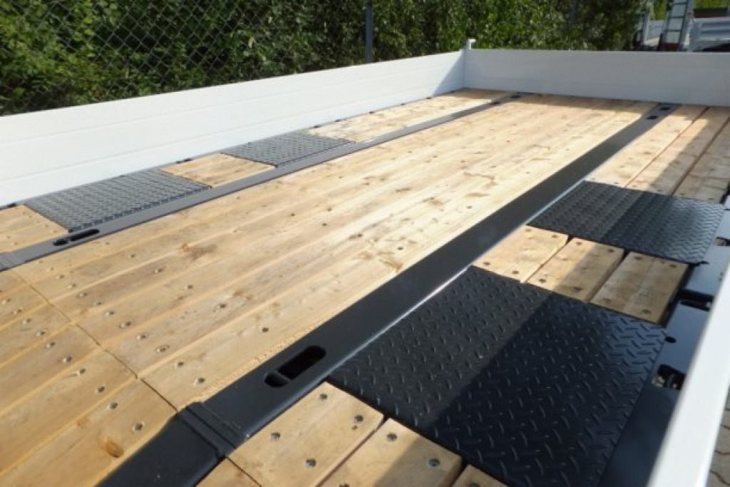 Новый Низкорамный прицеп для транспортировки тяжёлой техники Möslein TTT 13- 6,28 Weiß Neuer Tandemtieflader 13 t GG: фото 11 Новый Низкорамный прицеп для транспортировки тяжёлой техники Möslein TTT 13- 6,28 Weiß Neuer Tandemtieflader 13 t GG: фото 11