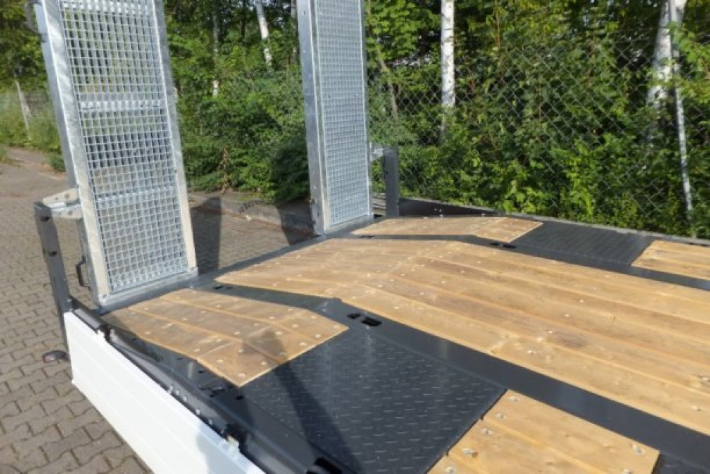 Новый Низкорамный прицеп для транспортировки тяжёлой техники Möslein TTT 13- 6,28 Weiß Neuer Tandemtieflader 13 t GG: фото 12 Новый Низкорамный прицеп для транспортировки тяжёлой техники Möslein TTT 13- 6,28 Weiß Neuer Tandemtieflader 13 t GG: фото 12