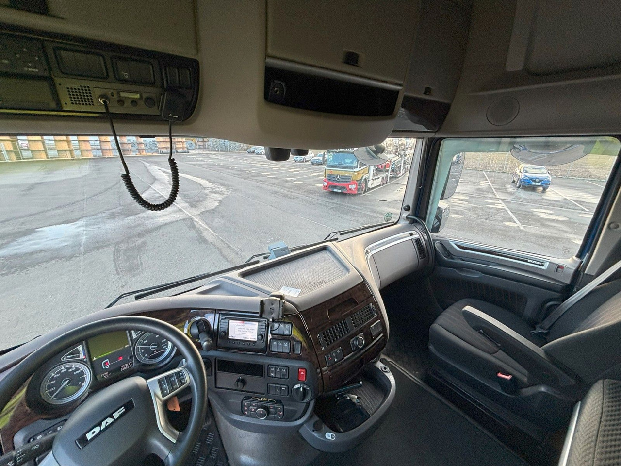 Тентованный грузовик, Тентованный прицеп DAF SSC XF 480 Jumbo + Anh Wecon Staplerhalterung: фото 7