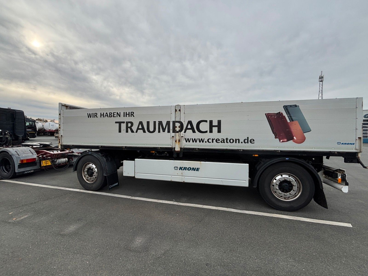 Krone AZ18 + Palettenkasten - Прицеп бортовой/ Платформа: фото 5 Krone AZ18 + Palettenkasten - Прицеп бортовой/ Платформа: фото 5