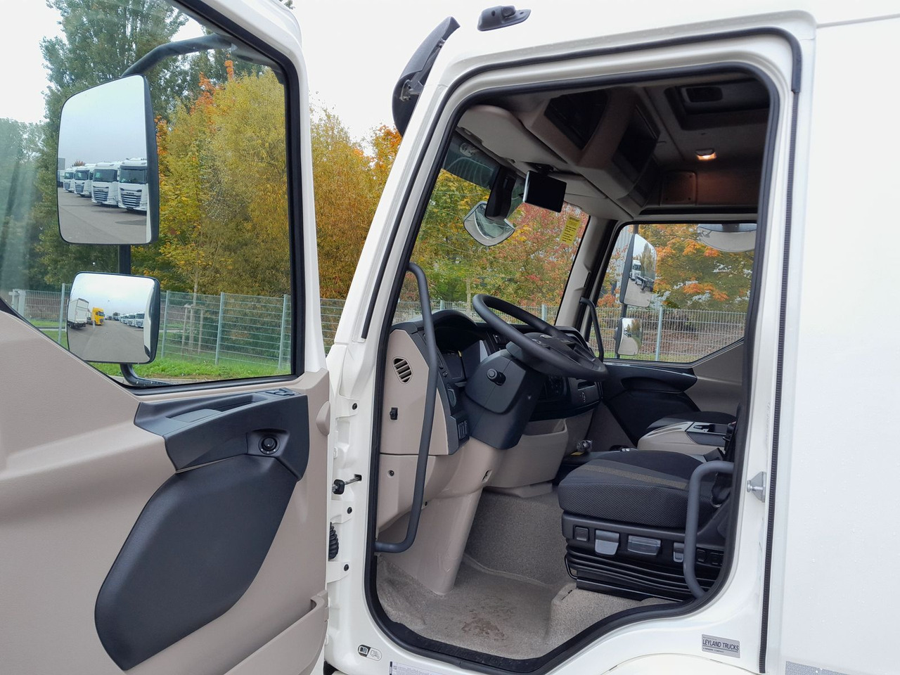 Грузовик с закрытым кузовом DAF FA XB 230 12t: фото 15 Грузовик с закрытым кузовом DAF FA XB 230 12t: фото 15