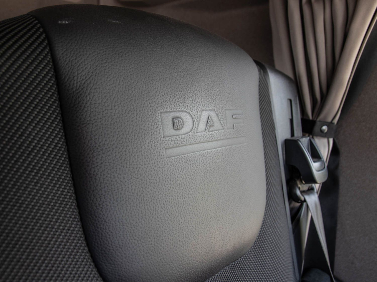 Крюковой мультилифт DAF FAN XD 450 SL Meiller Abrollkipper DAF FAN XD 450 SL Meiller Abrollkipper: фото 16