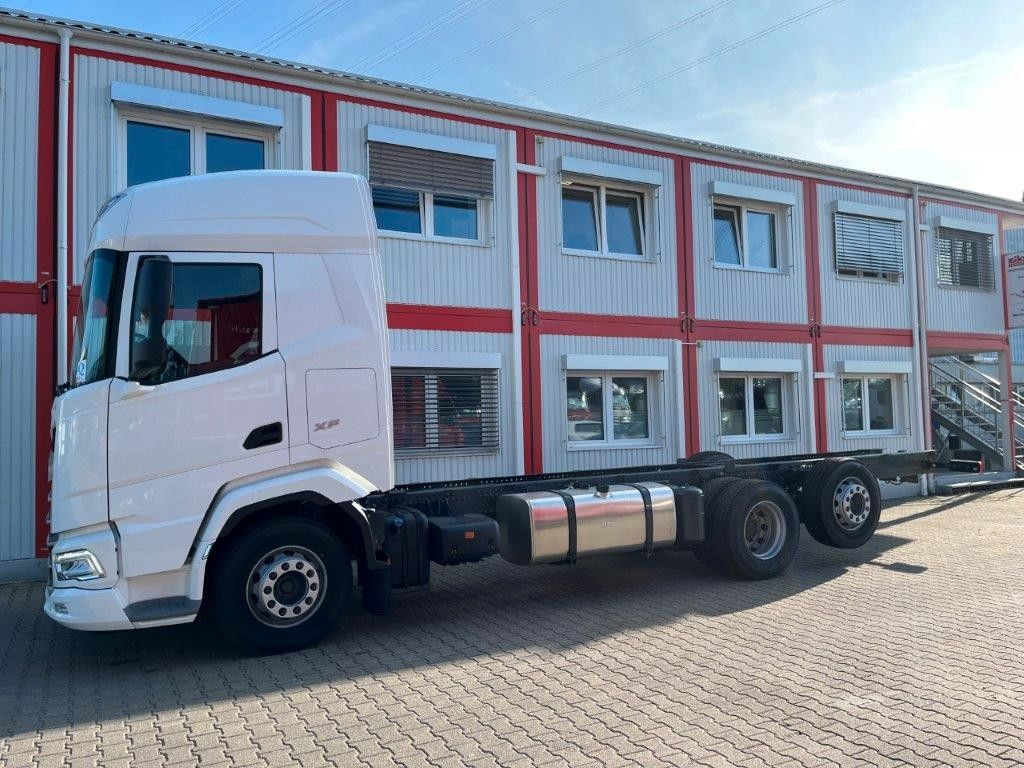 DAF FAN XF 480 ohne Aufbau - Грузовик-шасси: фото 1 DAF FAN XF 480 ohne Aufbau - Грузовик-шасси: фото 1