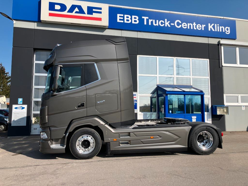 DAF XG 530 FT 2x verfügbar - Тягач: фото 4 DAF XG 530 FT 2x verfügbar - Тягач: фото 4