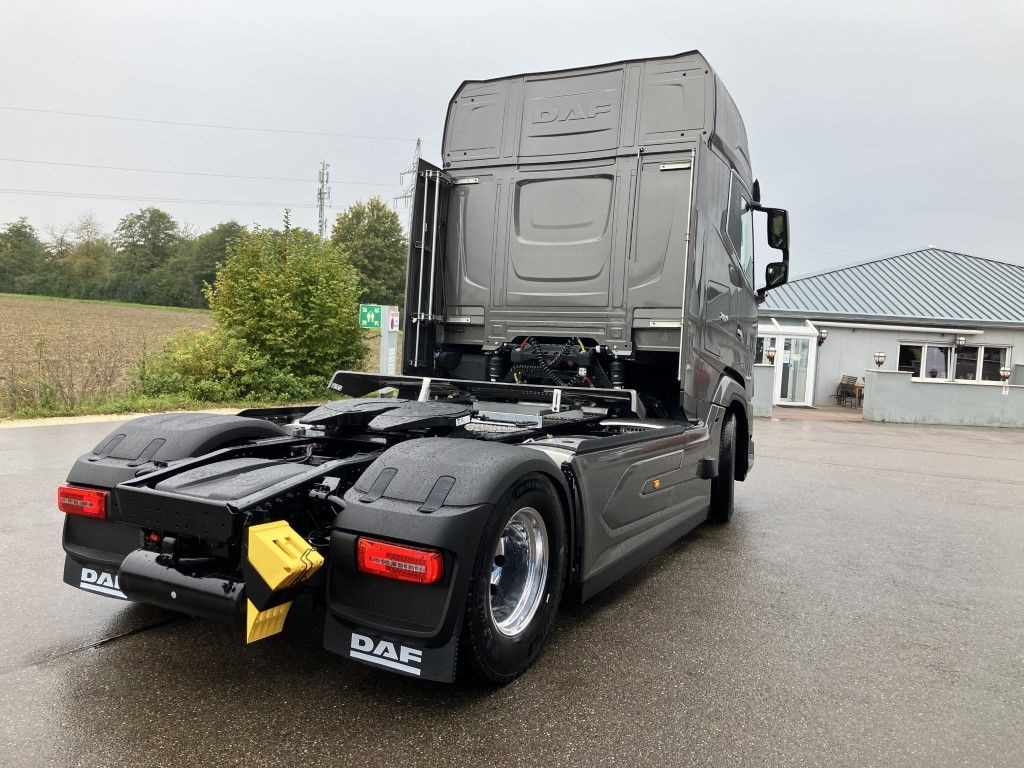 DAF XG 530 FT - Тягач: фото 3 DAF XG 530 FT - Тягач: фото 3