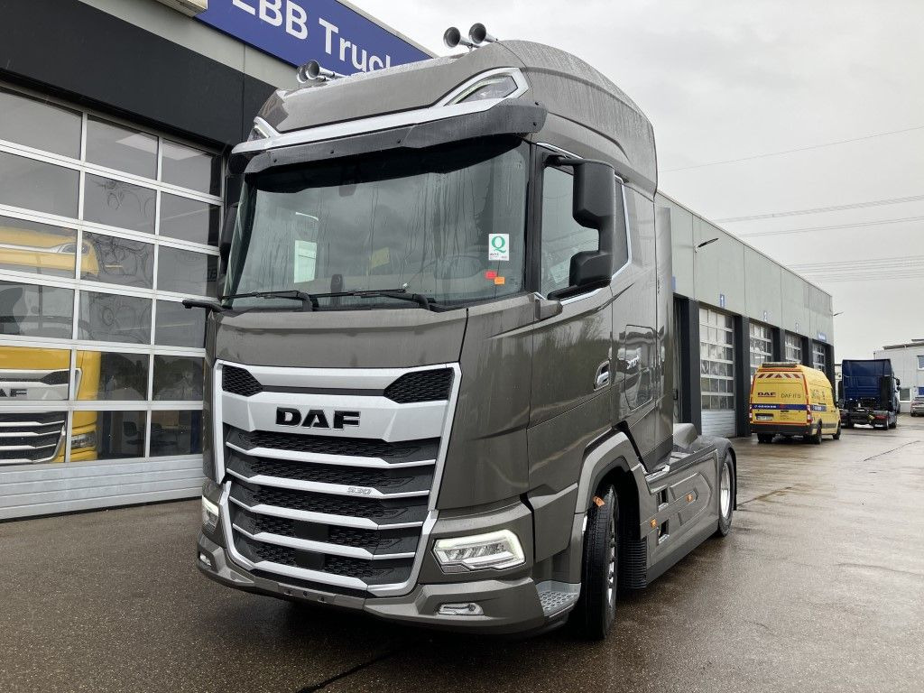 DAF XG 530 FT - Тягач: фото 1 DAF XG 530 FT - Тягач: фото 1