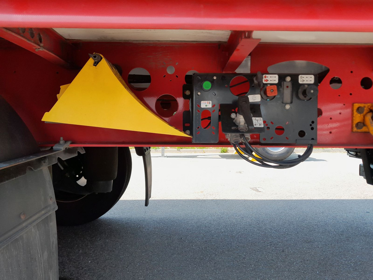 Wielton Strong Light Schiebeplanensattel NS3K лизинг Wielton Strong Light Schiebeplanensattel NS3K: фото 12