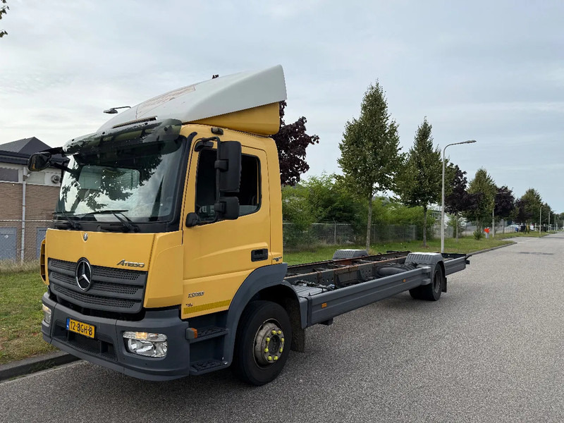 Mercedes-Benz Atego 1318 L - Грузовик-шасси: фото 2 Mercedes-Benz Atego 1318 L - Грузовик-шасси: фото 2