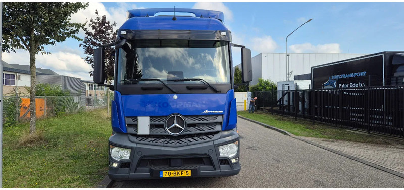 Mercedes-Benz Actros 1833 - Тягач: фото 3 Mercedes-Benz Actros 1833 - Тягач: фото 3