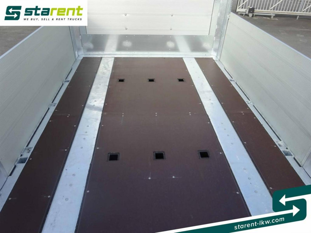 Новый Полуприцеп бортовой/ Платформа Schmitz Baustofftrailer Liftachse Rungen 80cm Bordwände: фото 13