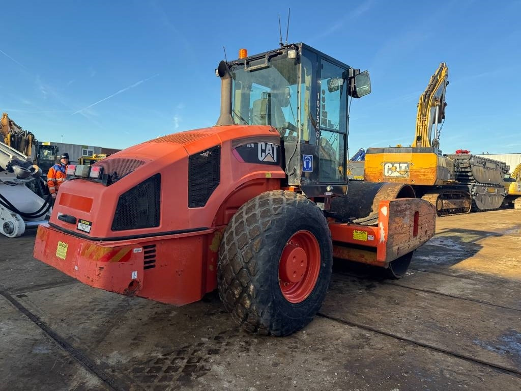 CAT CS 76 - Дорожный каток: фото 5 CAT CS 76 - Дорожный каток: фото 5