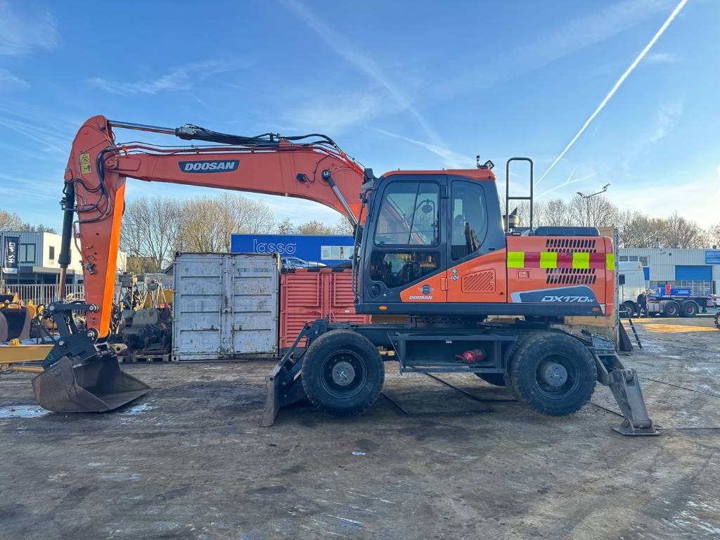 Doosan DX 170 W - 5 - Колёсный экскаватор: фото 1 Doosan DX 170 W - 5 - Колёсный экскаватор: фото 1