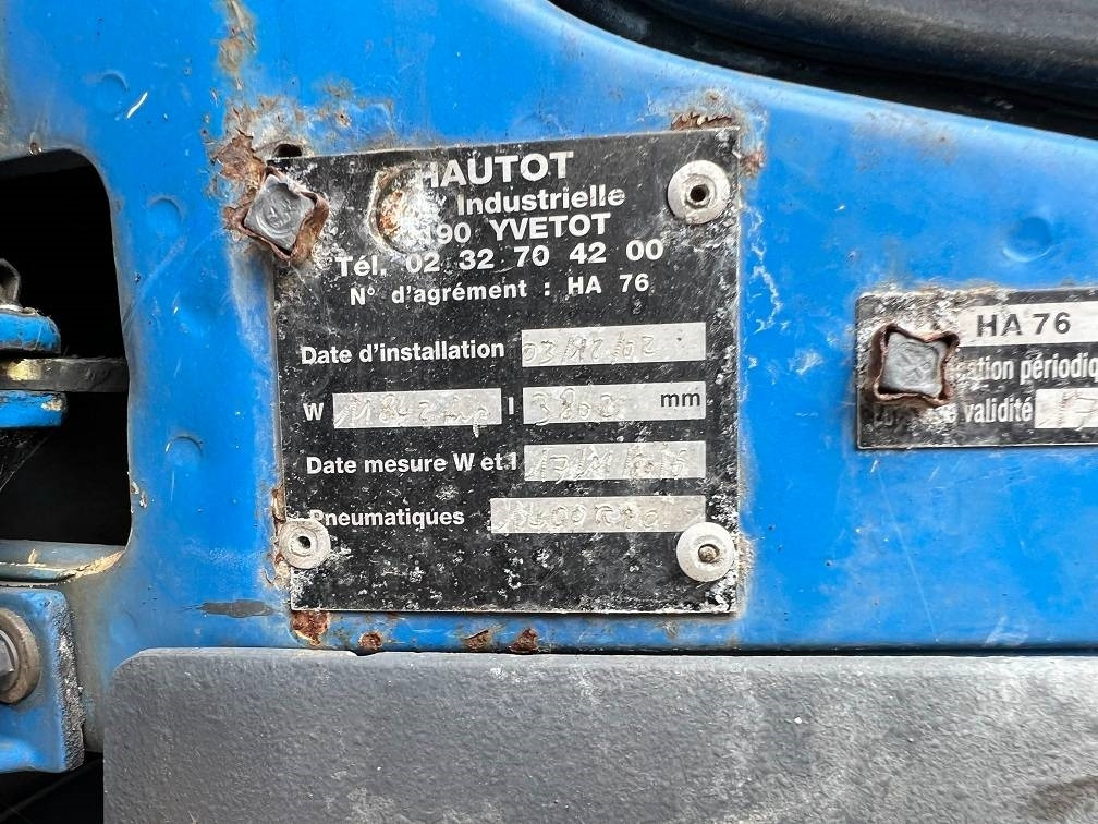 Грузовик с закрытым кузовом Iveco eurocargo 135E18 4x4: фото 14