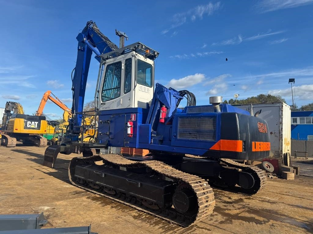 Liebherr R 924 B EW INCL grap - Перегружатель: фото 5 Liebherr R 924 B EW INCL grap - Перегружатель: фото 5
