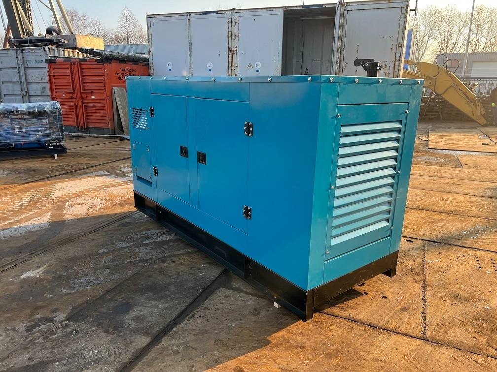 Ricardo 100KVA (80KW) SILENT GENERATOR 3 PHASE 50HZ 400V - Электрогенератор: фото 5 Ricardo 100KVA (80KW) SILENT GENERATOR 3 PHASE 50HZ 400V - Электрогенератор: фото 5