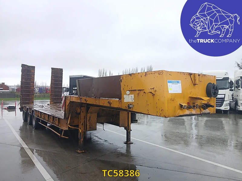 ACTM - Низкорамный полуприцеп: фото 1 ACTM - Низкорамный полуприцеп: фото 1