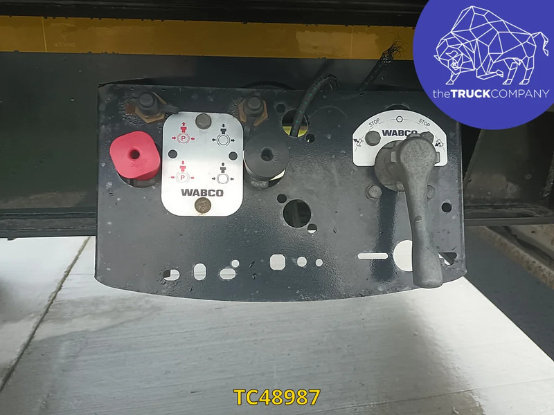 Hoet Trailers - Тентованный полуприцеп: фото 2 Hoet Trailers - Тентованный полуприцеп: фото 2