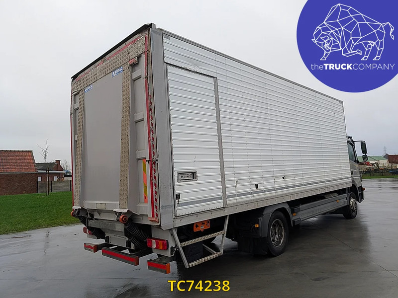 Mercedes-Benz Atego 1221 - Грузовик с закрытым кузовом: фото 4 Mercedes-Benz Atego 1221 - Грузовик с закрытым кузовом: фото 4