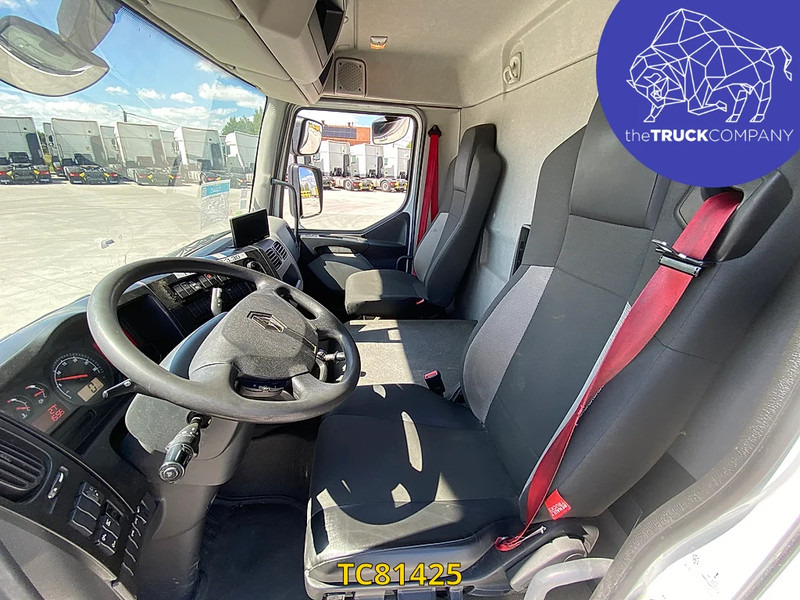 Renault D 210 - Грузовик с закрытым кузовом: фото 5 Renault D 210 - Грузовик с закрытым кузовом: фото 5