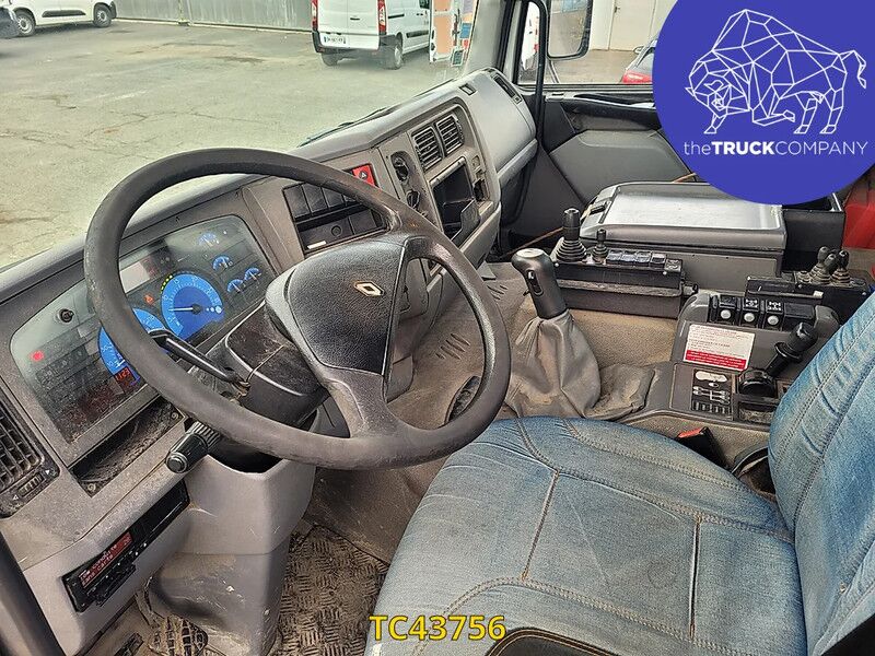 Renault Kerax 370 - Грузовик-контейнеровоз/ Сменный кузов: фото 3 Renault Kerax 370 - Грузовик-контейнеровоз/ Сменный кузов: фото 3