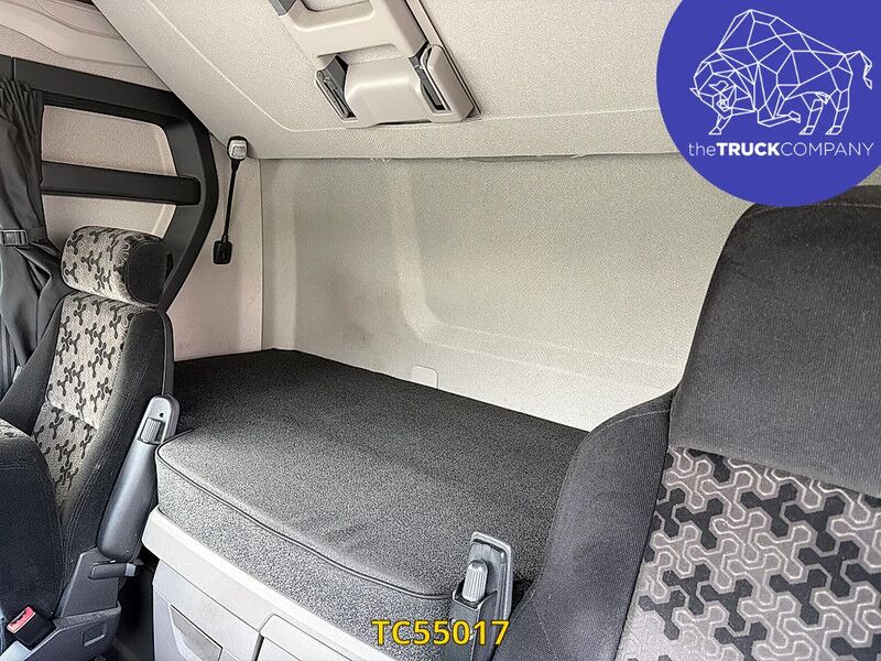 Scania R 450 - Тентованный грузовик: фото 4 Scania R 450 - Тентованный грузовик: фото 4