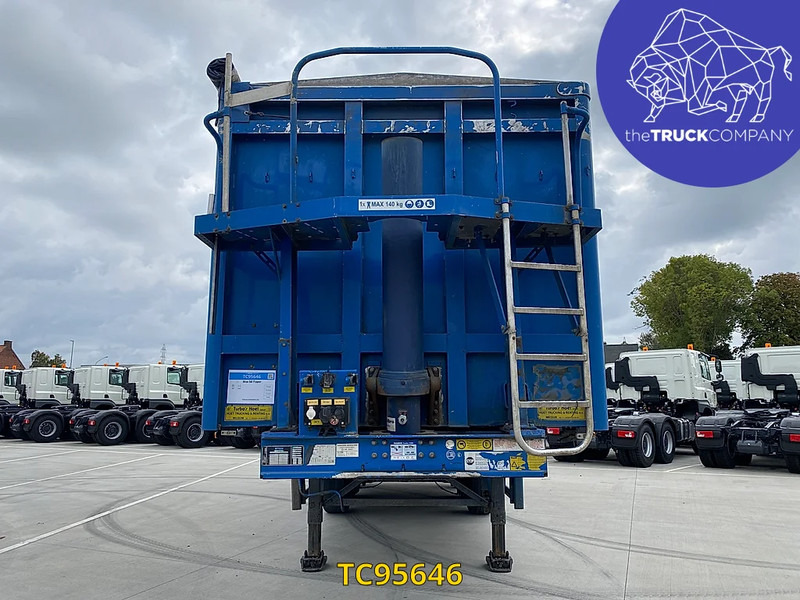 Stas 50 - Самосвальный полуприцеп: фото 4 Stas 50 - Самосвальный полуприцеп: фото 4