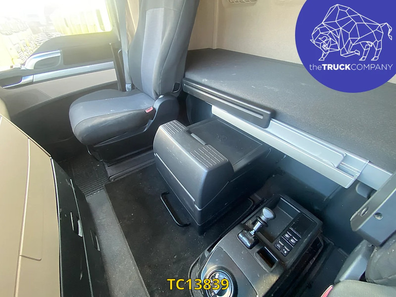 MAN TGX 460 - Тягач: фото 2 MAN TGX 460 - Тягач: фото 2