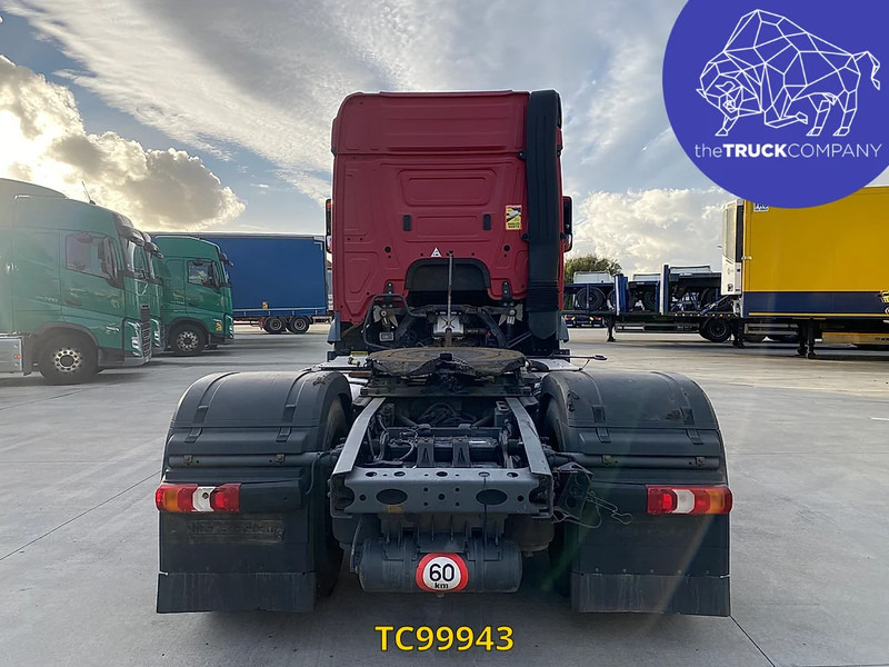 Тягач Mercedes-Benz Actros 1842: фото 6 Тягач Mercedes-Benz Actros 1842: фото 6