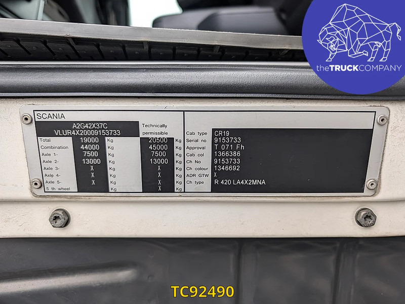 Тягач Scania R 420: фото 11