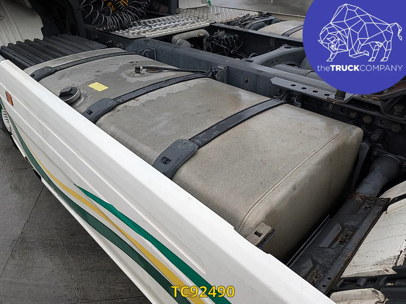 Тягач Scania R 420: фото 16