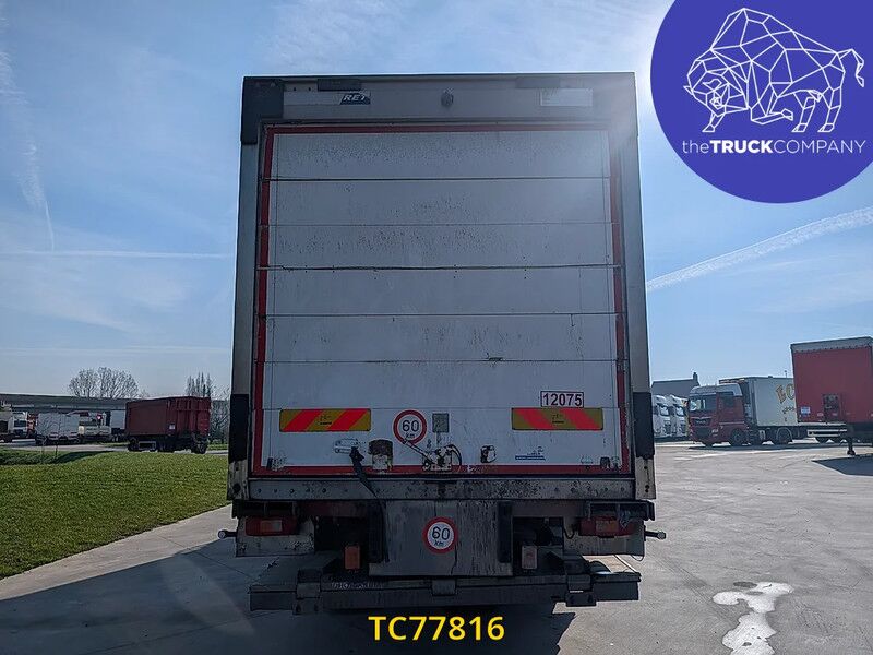 Volvo FM - Грузовик с закрытым кузовом: фото 3 Volvo FM - Грузовик с закрытым кузовом: фото 3