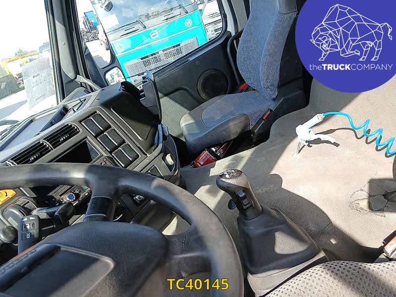 Volvo FM - Грузовик-контейнеровоз/ Сменный кузов: фото 3 Volvo FM - Грузовик-контейнеровоз/ Сменный кузов: фото 3