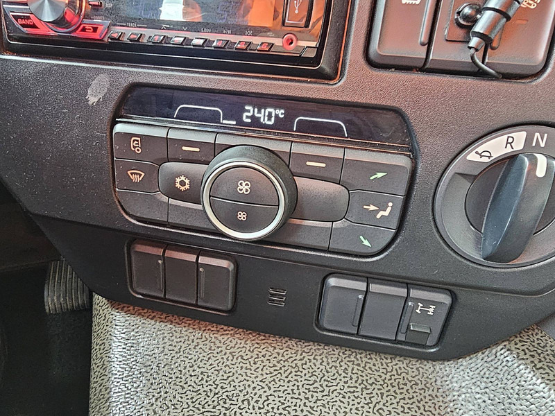 Грузовик с закрытым кузовом DAF CF 290: фото 11