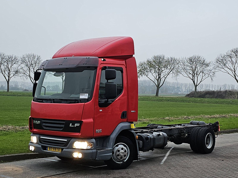 DAF LF 45.160 7.49T AIRCO WB 390 - Грузовик-шасси: фото 2 DAF LF 45.160 7.49T AIRCO WB 390 - Грузовик-шасси: фото 2