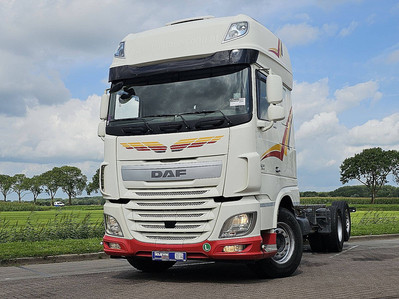 DAF XF 460 intarder - Грузовик-шасси: фото 1 DAF XF 460 intarder - Грузовик-шасси: фото 1