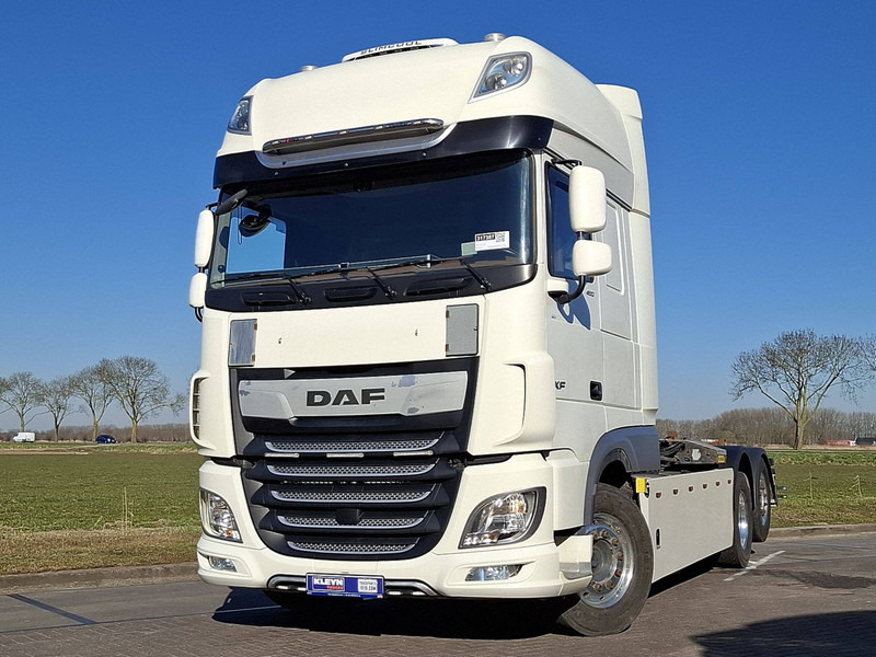 DAF XF 480 FAN - Крюковой мультилифт: фото 1 DAF XF 480 FAN - Крюковой мультилифт: фото 1
