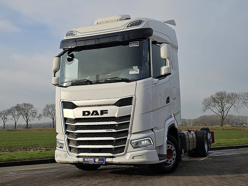 DAF XG 480 - Грузовик-контейнеровоз/ Сменный кузов: фото 1 DAF XG 480 - Грузовик-контейнеровоз/ Сменный кузов: фото 1