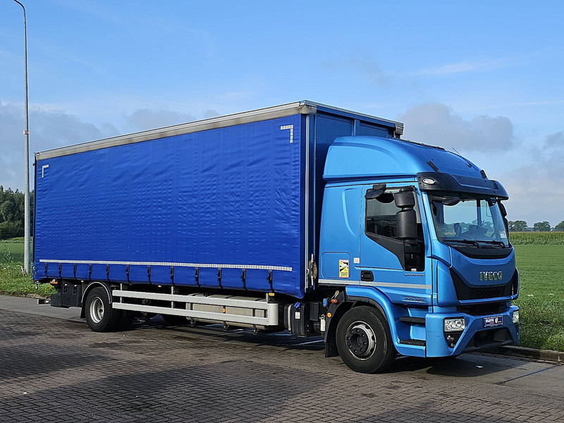 Iveco 150E30 EUROCARGO Sleepcab,Edscha - Тентованный грузовик: фото 5 Iveco 150E30 EUROCARGO Sleepcab,Edscha - Тентованный грузовик: фото 5