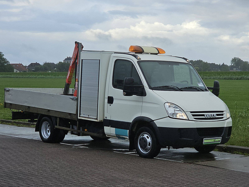 Iveco Daily 40C15 XL FASSI laadkraan - Малотоннажный бортовой грузовик: фото 5 Iveco Daily 40C15 XL FASSI laadkraan - Малотоннажный бортовой грузовик: фото 5