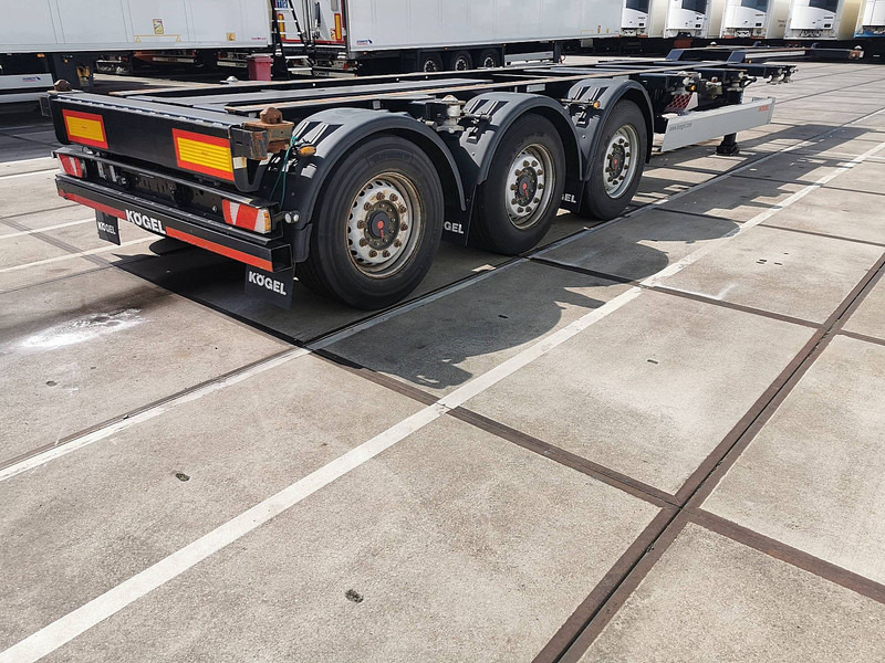 Kögel S24-2 PORT40 SIMPLEX SAF DISC LIFT - Полуприцеп-контейнеровоз/ Сменный кузов: фото 2 Kögel S24-2 PORT40 SIMPLEX SAF DISC LIFT - Полуприцеп-контейнеровоз/ Сменный кузов: фото 2