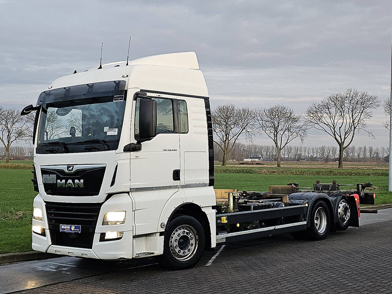 MAN 26.460 TGX - Грузовик-контейнеровоз/ Сменный кузов: фото 2 MAN 26.460 TGX - Грузовик-контейнеровоз/ Сменный кузов: фото 2