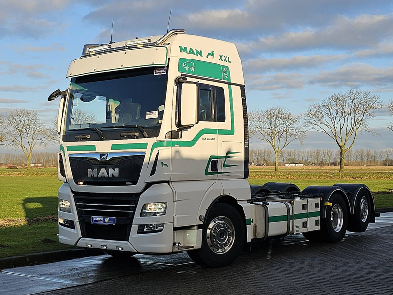 MAN 26.500 TGX XXL 6X2-4 WB420 - Грузовик-шасси: фото 2 MAN 26.500 TGX XXL 6X2-4 WB420 - Грузовик-шасси: фото 2