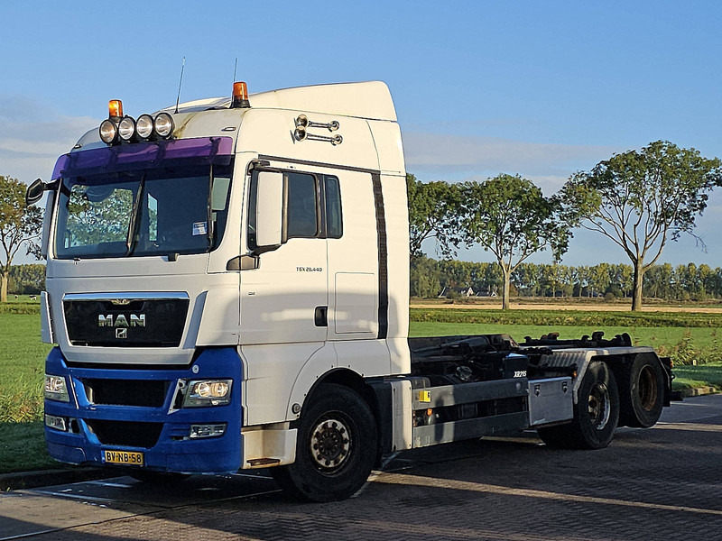 MAN 28.440 TGX - Крюковой мультилифт: фото 2 MAN 28.440 TGX - Крюковой мультилифт: фото 2
