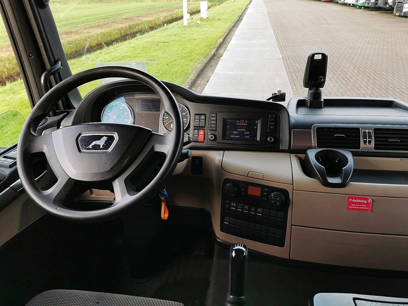 Фото интерьера 2: MAN 8.220 TGL MANUAL AIRCO AHK лизинг MAN 8.220 TGL MANUAL AIRCO AHK