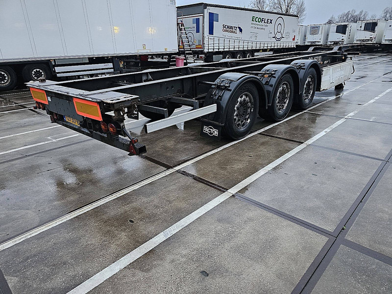 Pacton T3-007 - Полуприцеп-контейнеровоз/ Сменный кузов: фото 2 Pacton T3-007 - Полуприцеп-контейнеровоз/ Сменный кузов: фото 2