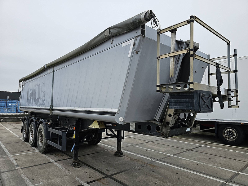 Schmitz Cargobull SKI 24 - Самосвальный полуприцеп: фото 3 Schmitz Cargobull SKI 24 - Самосвальный полуприцеп: фото 3