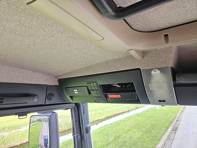 Тягач MAN 18.420 TGS SHORT CAB INTARDER: фото 10 Тягач MAN 18.420 TGS SHORT CAB INTARDER: фото 10