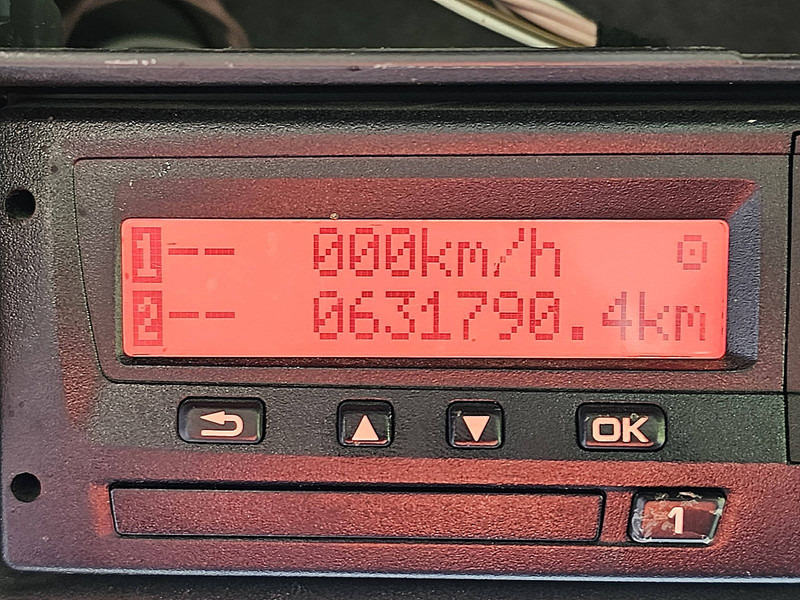 Тягач MAN 18.420 TGS SHORT CAB INTARDER: фото 9 Тягач MAN 18.420 TGS SHORT CAB INTARDER: фото 9