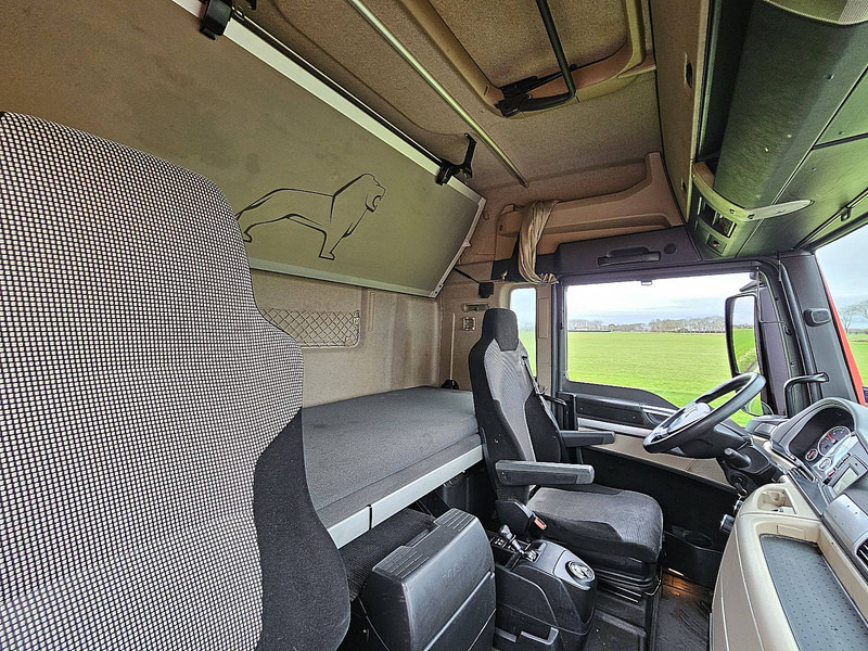 Тягач MAN 18.500 TGX XLX SKIRTS RETARDER: фото 15